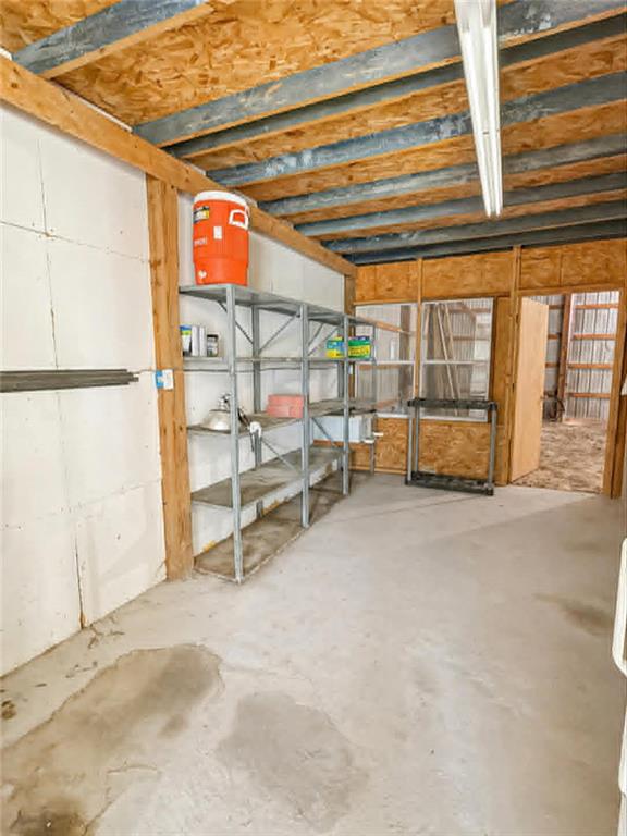 23098 Kiowa Road Parsons, KS 67357 - Photo 35 of 38