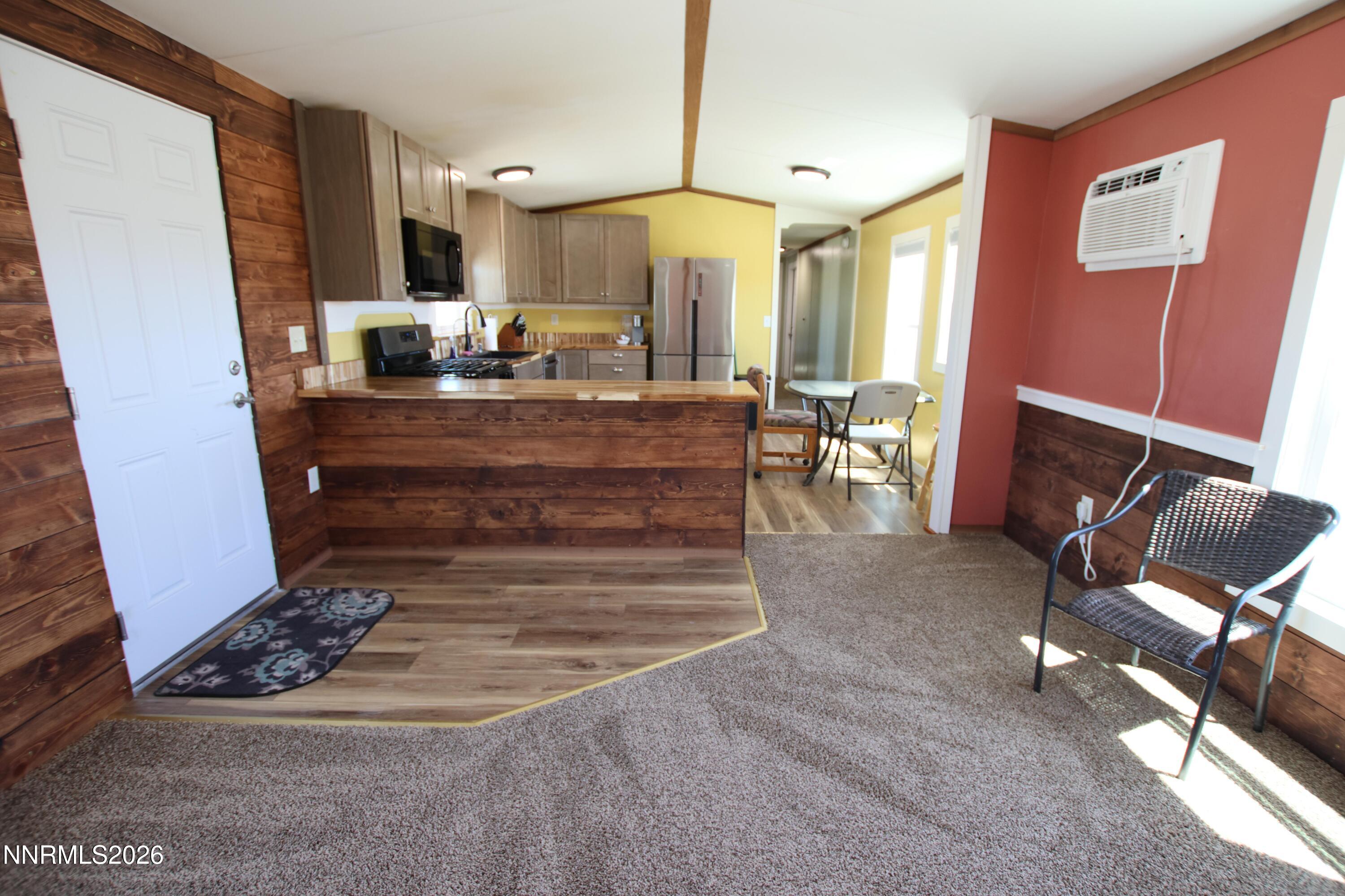 8 Falcon Way Yerington, NV 89447 - Photo 9 of 28 7U3A3722