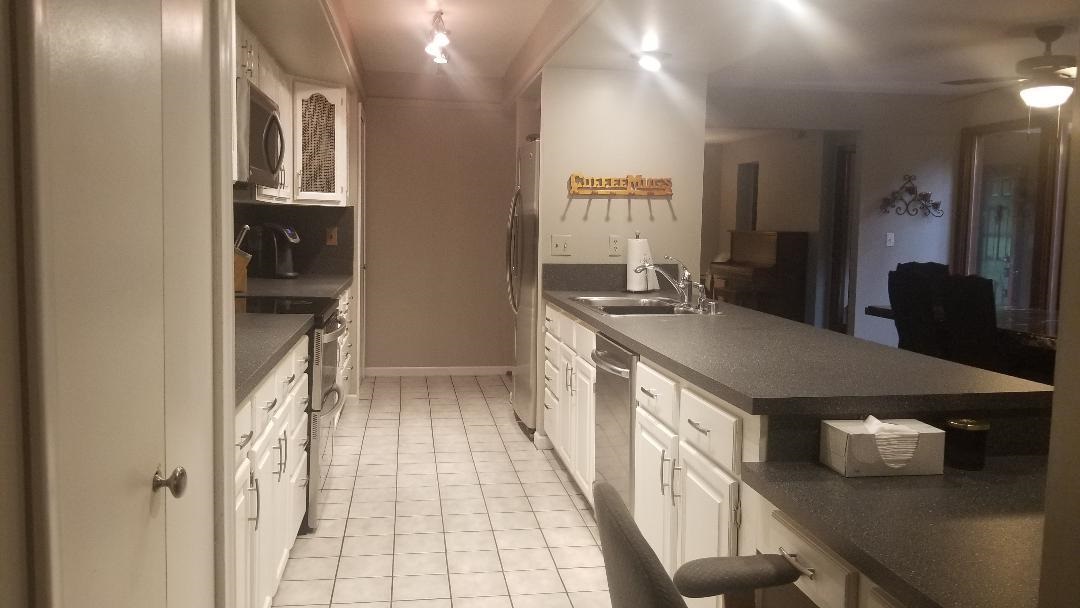 1248 Elms Road Flint, MI 48532 - Photo 5 of 32 50046681-4.JPG