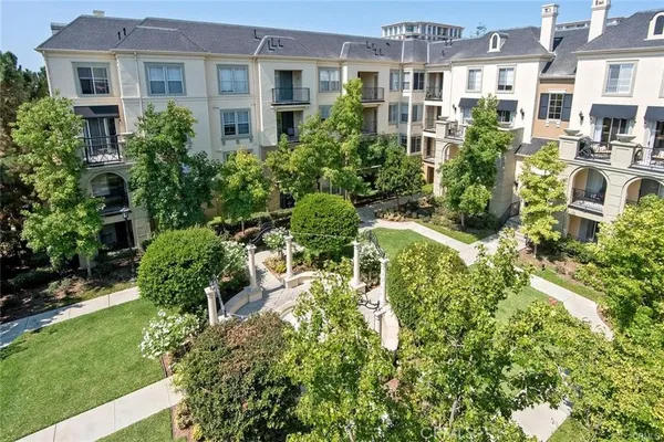 $2,500 | 2212 Watermarke Place, Irvine, CA 92612