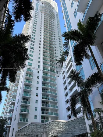 $3,000 | 31 Southeast 5th Street, Unit 2103, Miami, FL 33131