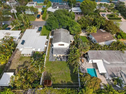 $700,000 | 1503 Northeast 18th Avenue, Fort Lauderdale, FL 33304