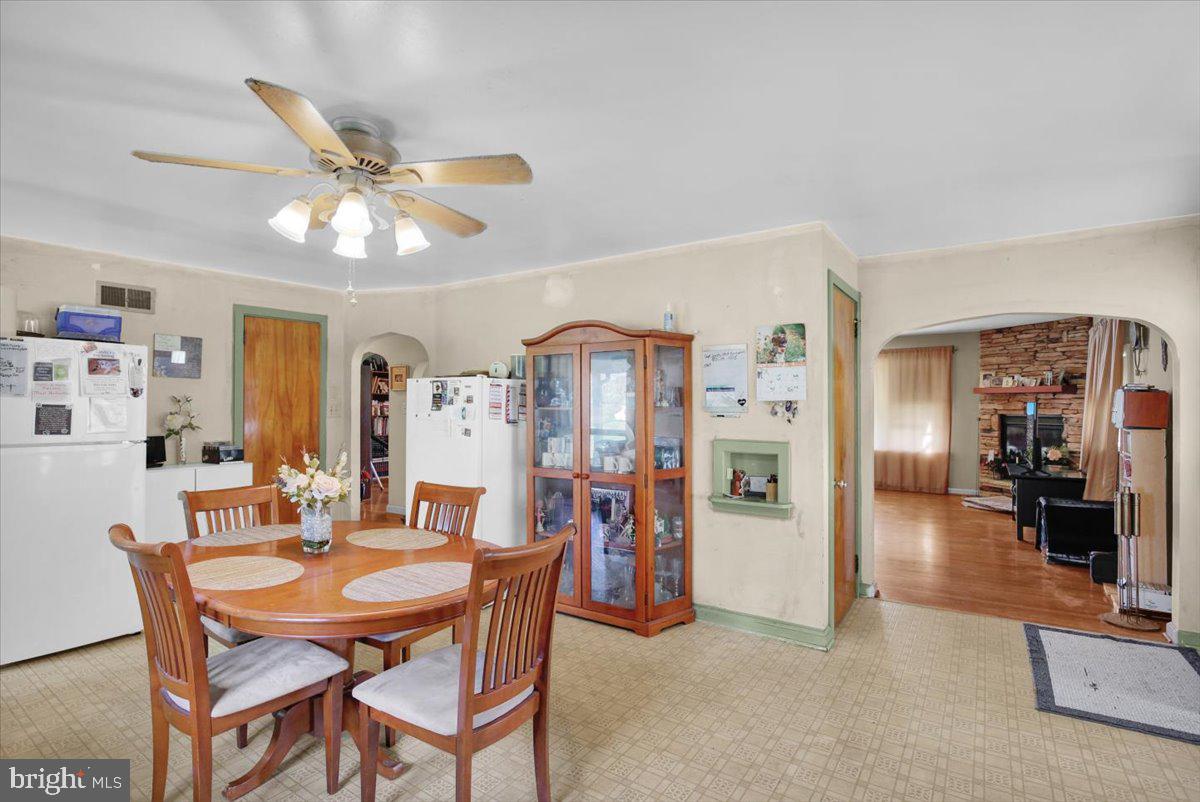 3283 State Hill Road Sinking Spring, PA 19608 - Photo 13 of 22 Gallery Image 13