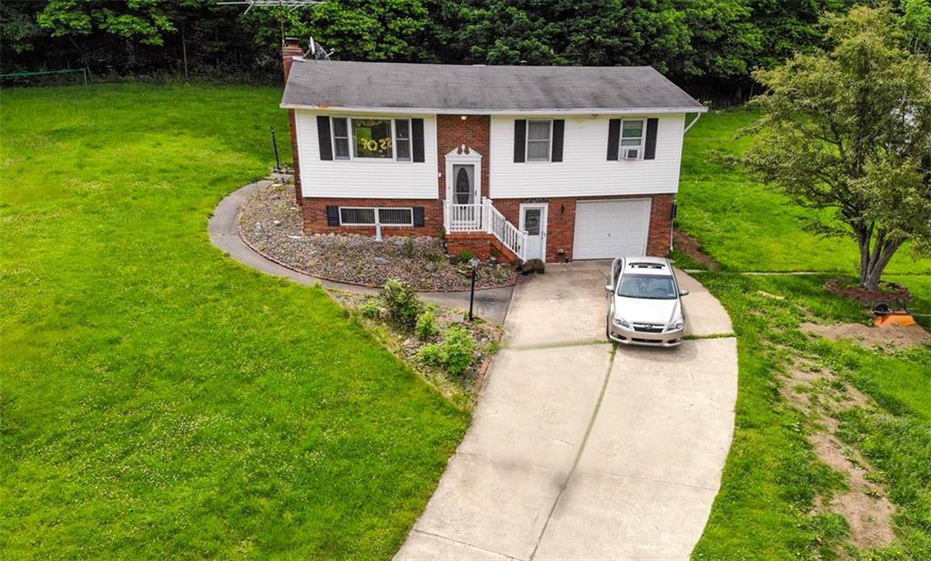 594 Pleasant Valley Road Washington, PA 15301 - Photo 1 of 13