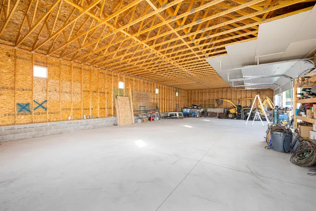 $765,000 | 10151 Hitchingham Road, Milan, MI 48160