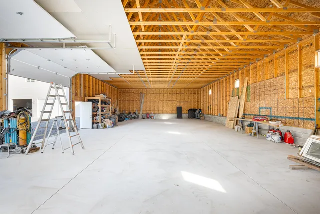 $765,000 | 10151 Hitchingham Road, Milan, MI 48160