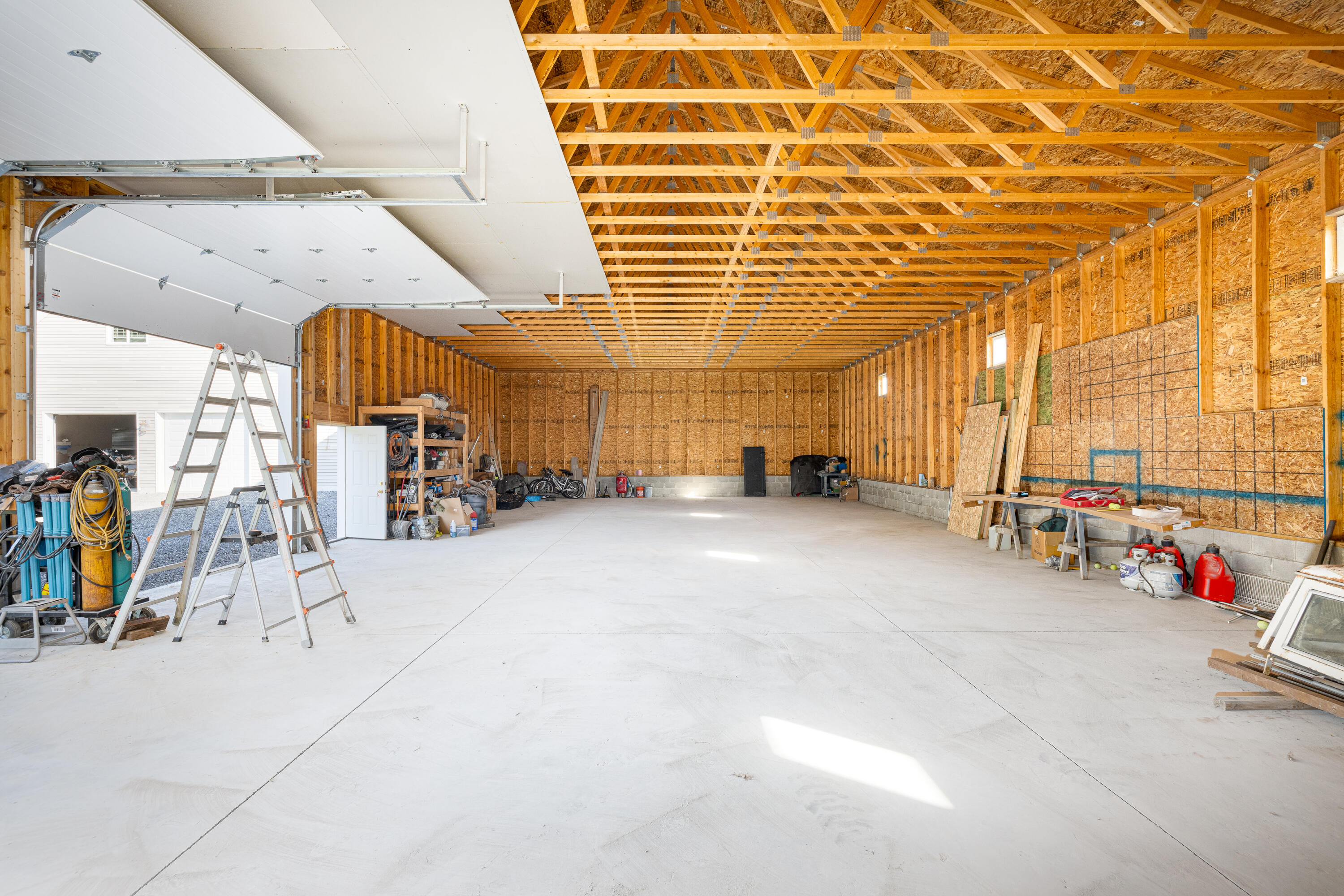 10151 Hitchingham Road Milan, MI 48160 - Photo 68 of 75 10151 Hitchingham Rd Pole Barn (4 of 8)