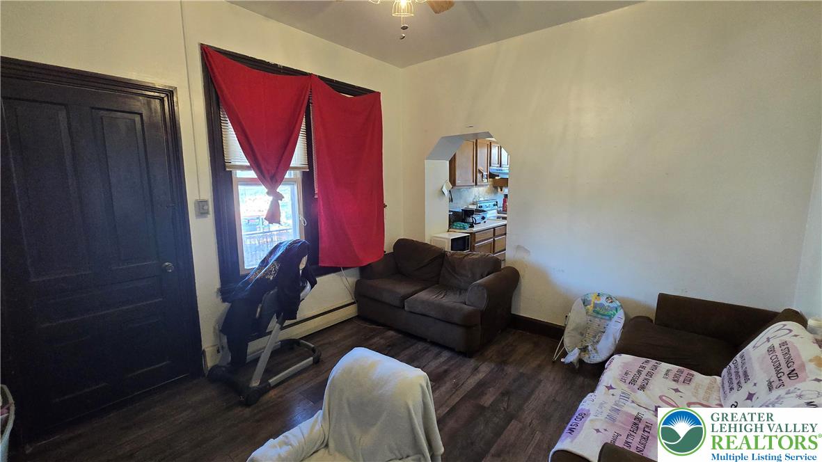 746 Center Street Bethlehem, PA 18018 - Photo 18 of 44