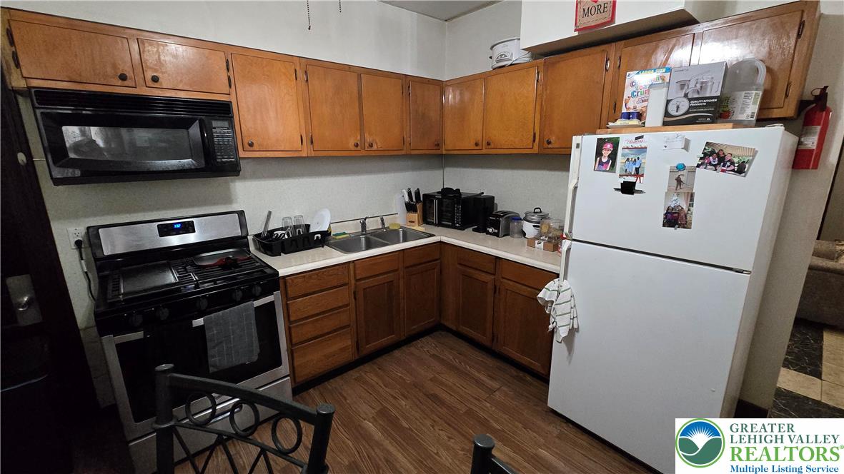 746 Center Street Bethlehem, PA 18018 - Photo 31 of 44