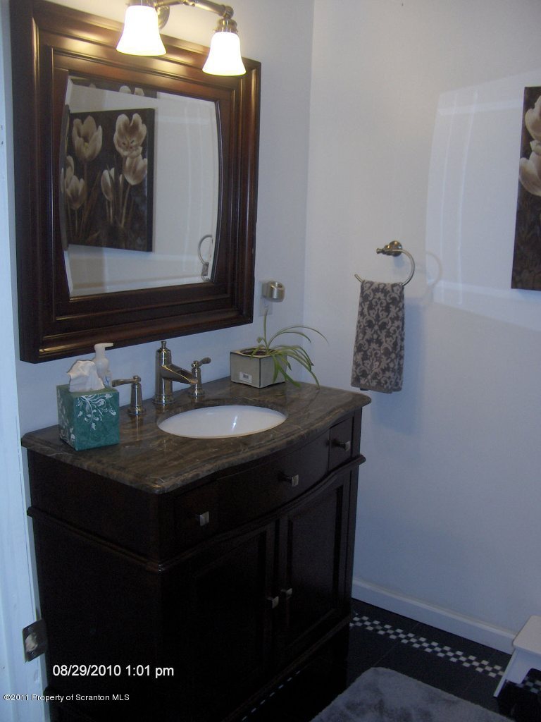 190 Spedding Road Jermyn, PA 18433 - Photo 12 of 23 Gallery Image 12
