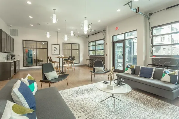 $435,000 | 804 Riverfront Parkway, Unit 401, Chattanooga, TN 37402