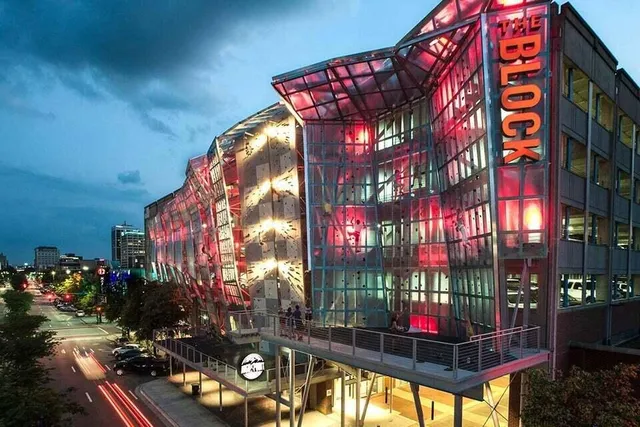 $435,000 | 804 Riverfront Parkway, Unit 401, Chattanooga, TN 37402