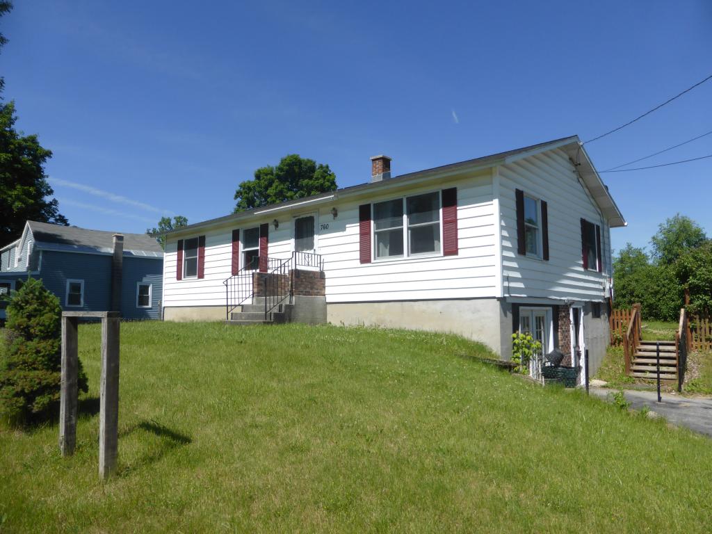 760 Vermont Rte 67 East Shaftsbury, VT 05262 - Photo 1 of 20 Gallery Image 1