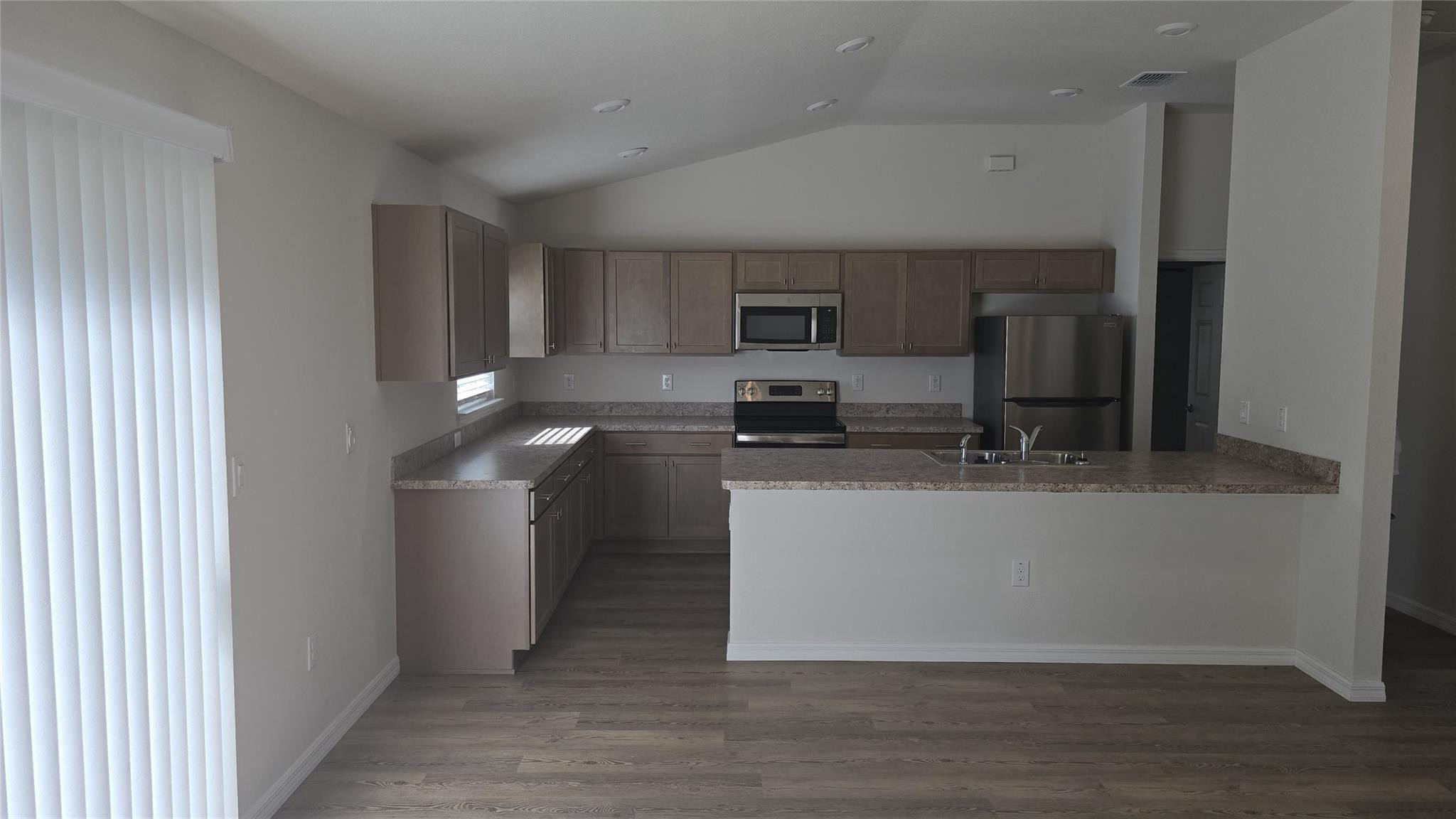 8398 Southwest 138th Place Ocala, FL 34473 - Photo 13 of 27 Photo 13