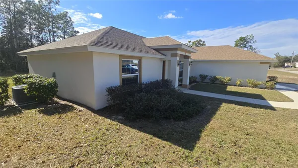 $1,900 | 8398 Southwest 138th Place, Ocala, FL 34473