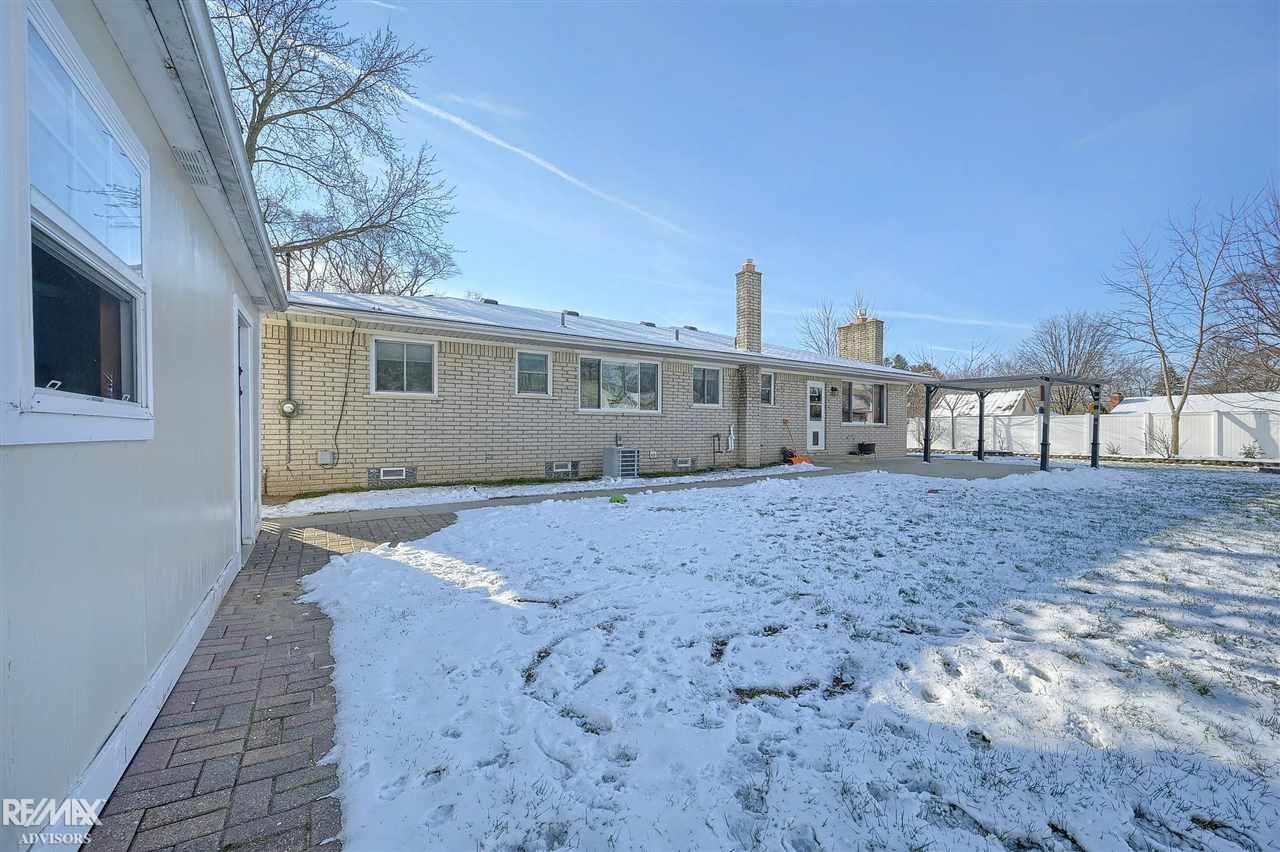 1811 Morley Avenue Rochester Hills, MI 48307 - Photo 39 of 41