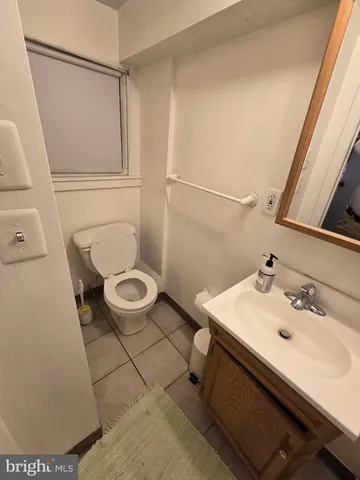 $3,695 | 1319 E Street Northeast, Washington, DC 20002