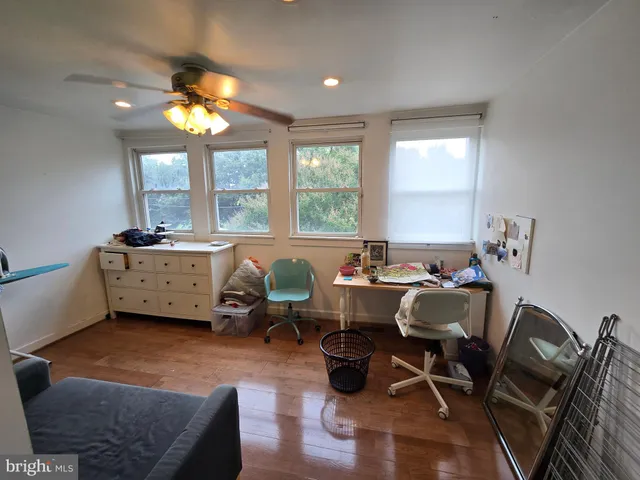 $3,695 | 1319 E Street Northeast, Washington, DC 20002