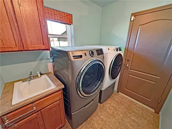 $379,000 | 2180 Traci Street, Pahrump, NV 89048