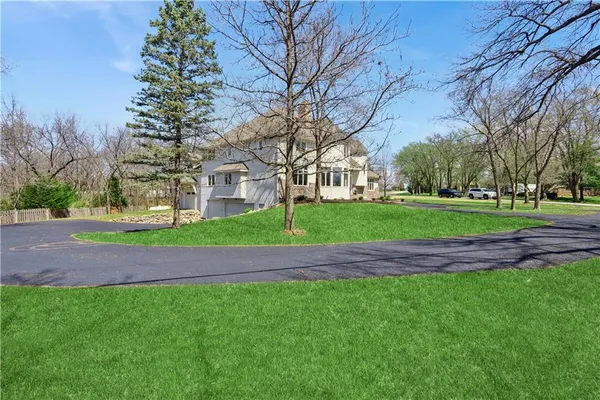 $799,000 | 17010 Palos Verde Drive, Stilwell, KS 66085