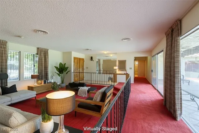 $874,900 | 4220 West Pinecrest Circle, Las Vegas, NV 89121