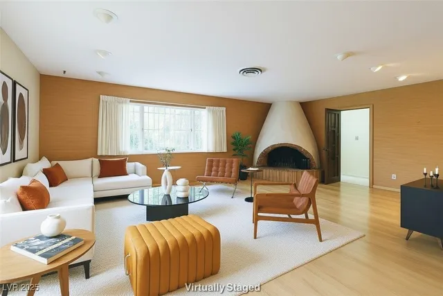 $874,900 | 4220 West Pinecrest Circle, Las Vegas, NV 89121