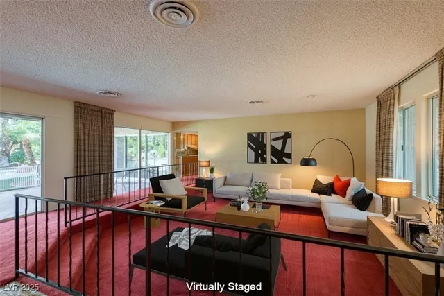 $874,900 | 4220 West Pinecrest Circle, Las Vegas, NV 89121