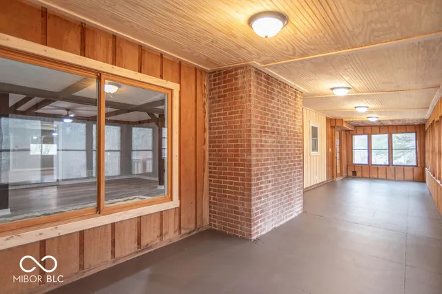 $411,000 | 1649 West County Road 100 North, Greencastle, IN 46135