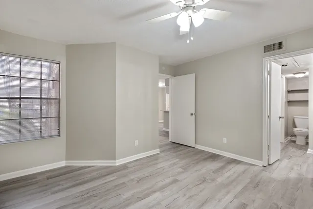 $1,400 | 2750 Holly Hall Street, Unit 801, Houston, TX 77054