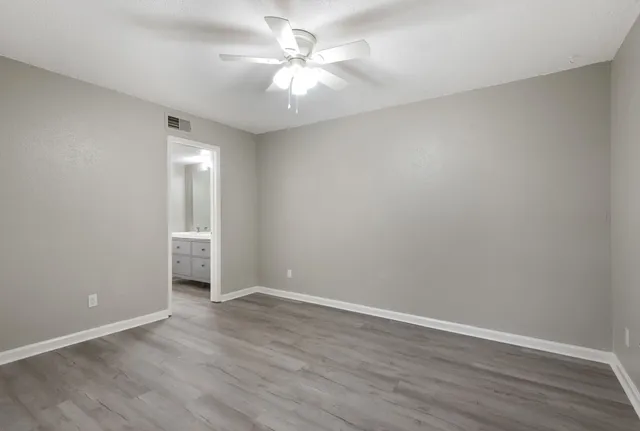 $1,400 | 2750 Holly Hall Street, Unit 801, Houston, TX 77054