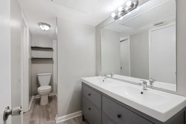 $1,400 | 2750 Holly Hall Street, Unit 801, Houston, TX 77054