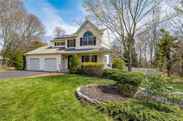 $769,990 | 209 Fairway Drive, Wading River, NY 11792