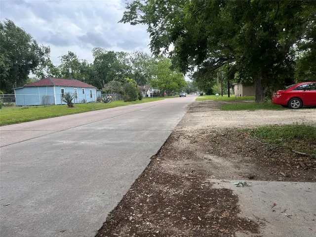 $550 | 2308 8th Street, Bay City, TX 77414