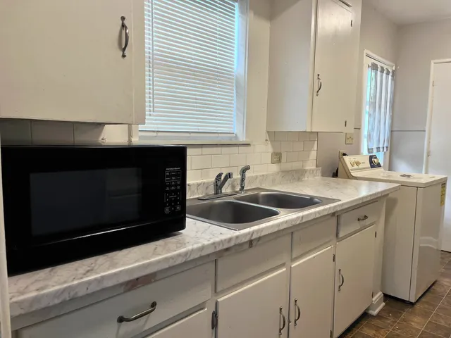 $550 | 2308 8th Street, Bay City, TX 77414