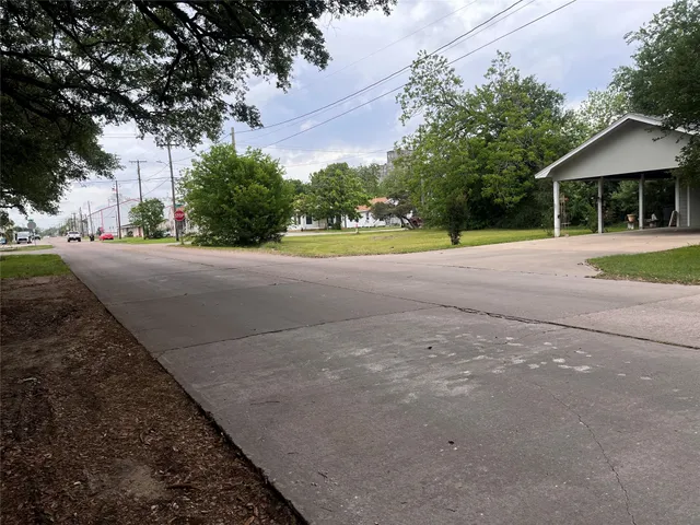 $550 | 2308 8th Street, Bay City, TX 77414