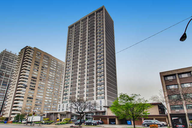 6147 North Sheridan Road, Unit 16A Chicago, IL 60660 - Photo 2 of 30 front view of a building