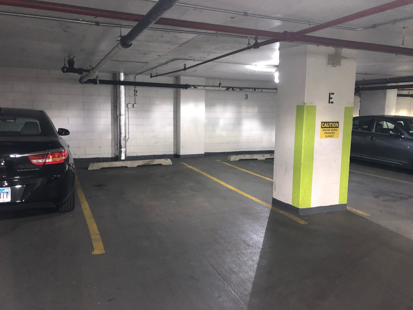6147 North Sheridan Road, Unit 16A Chicago, IL 60660 - Photo 29 of 30 a view of parking area