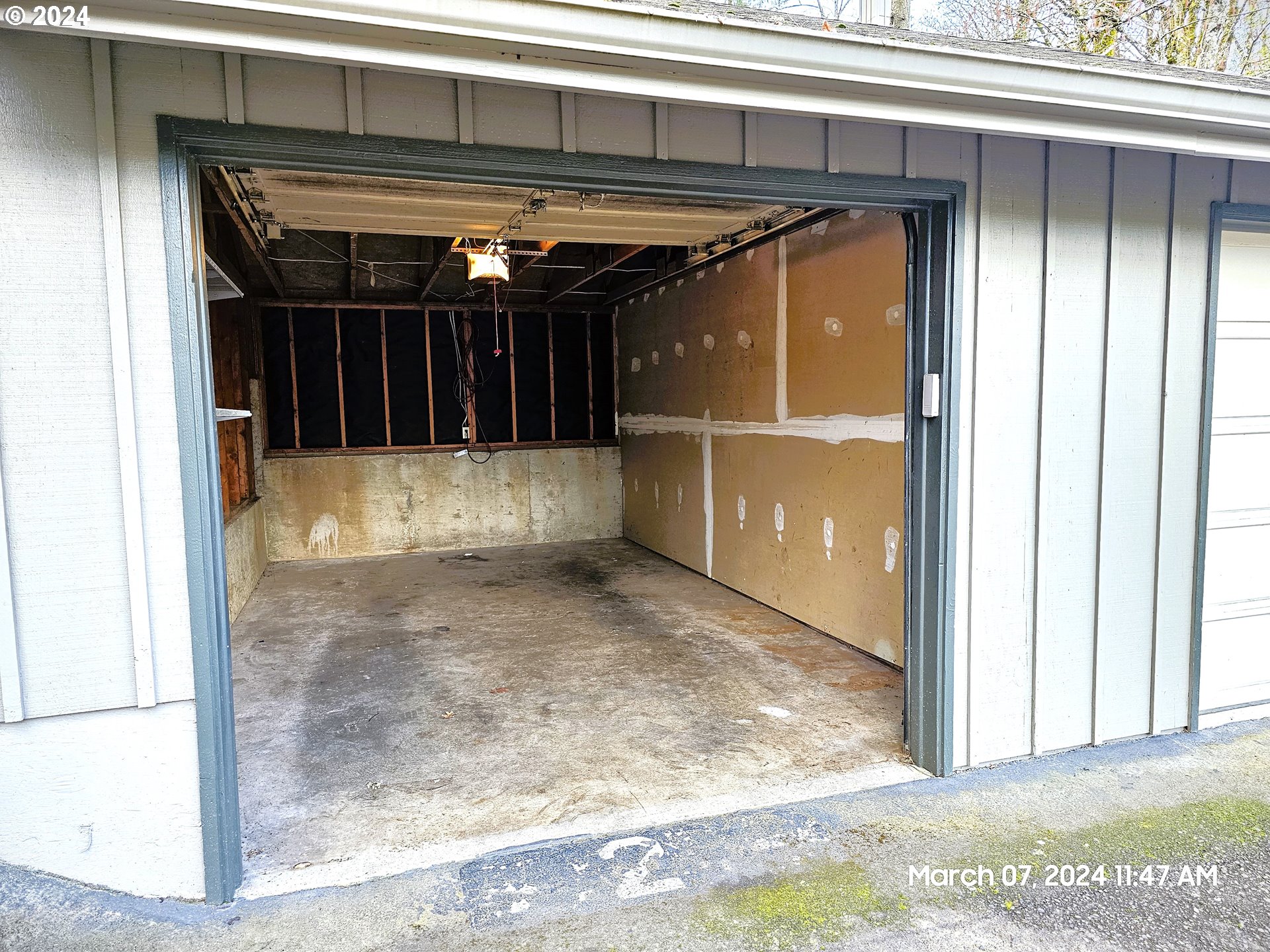 5559 Southwest Multnomah Boulevard Portland, OR 97219 - Photo 13 of 16 Gallery Image 13