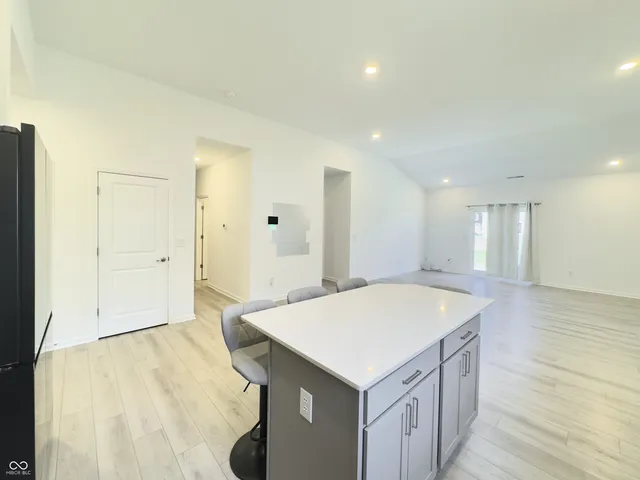 $2,000 | 1374 Saguaro Way, Greenwood, IN 46143