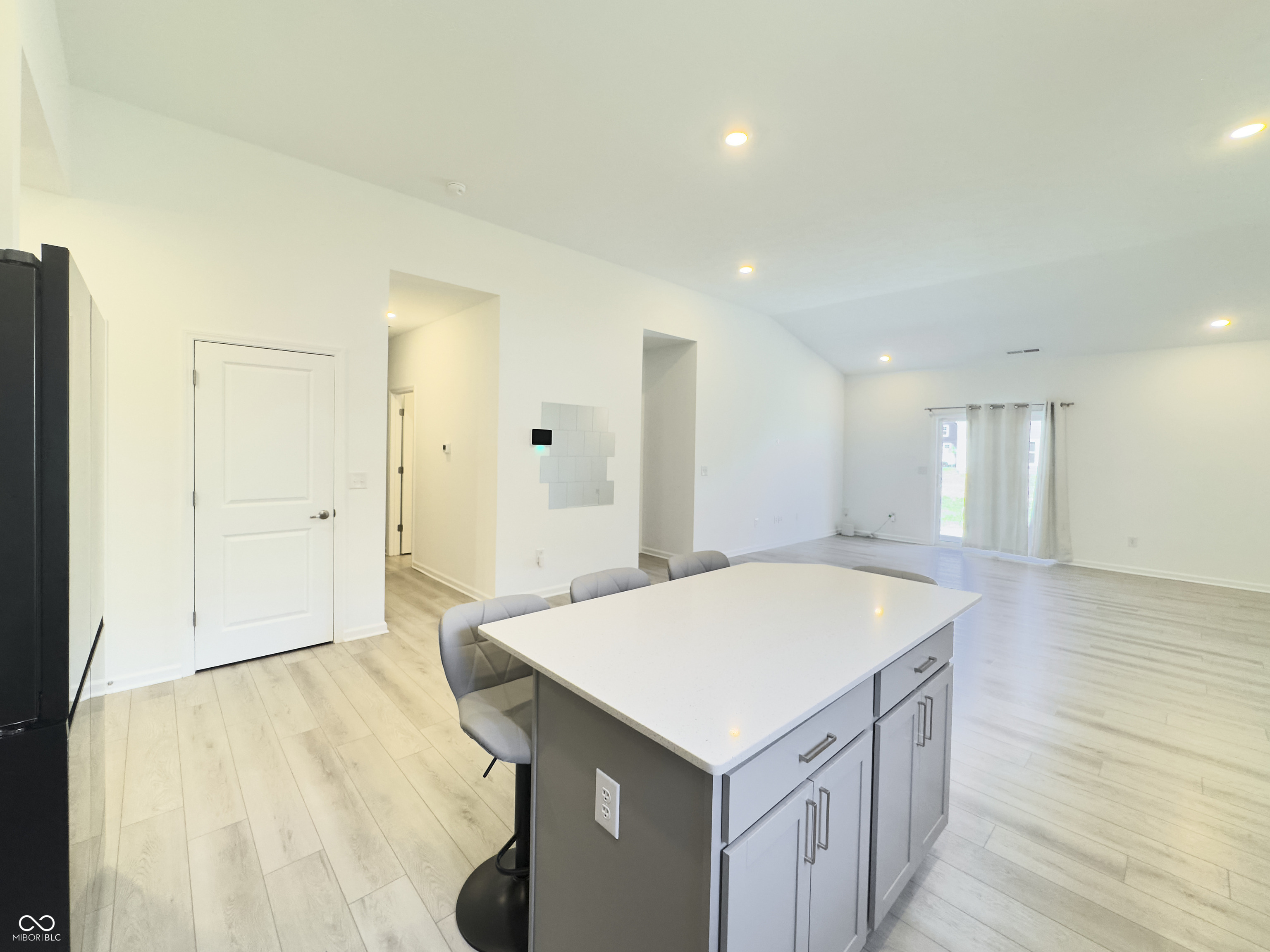 1374 Saguaro Way Greenwood, IN 46143 - Photo 11 of 31