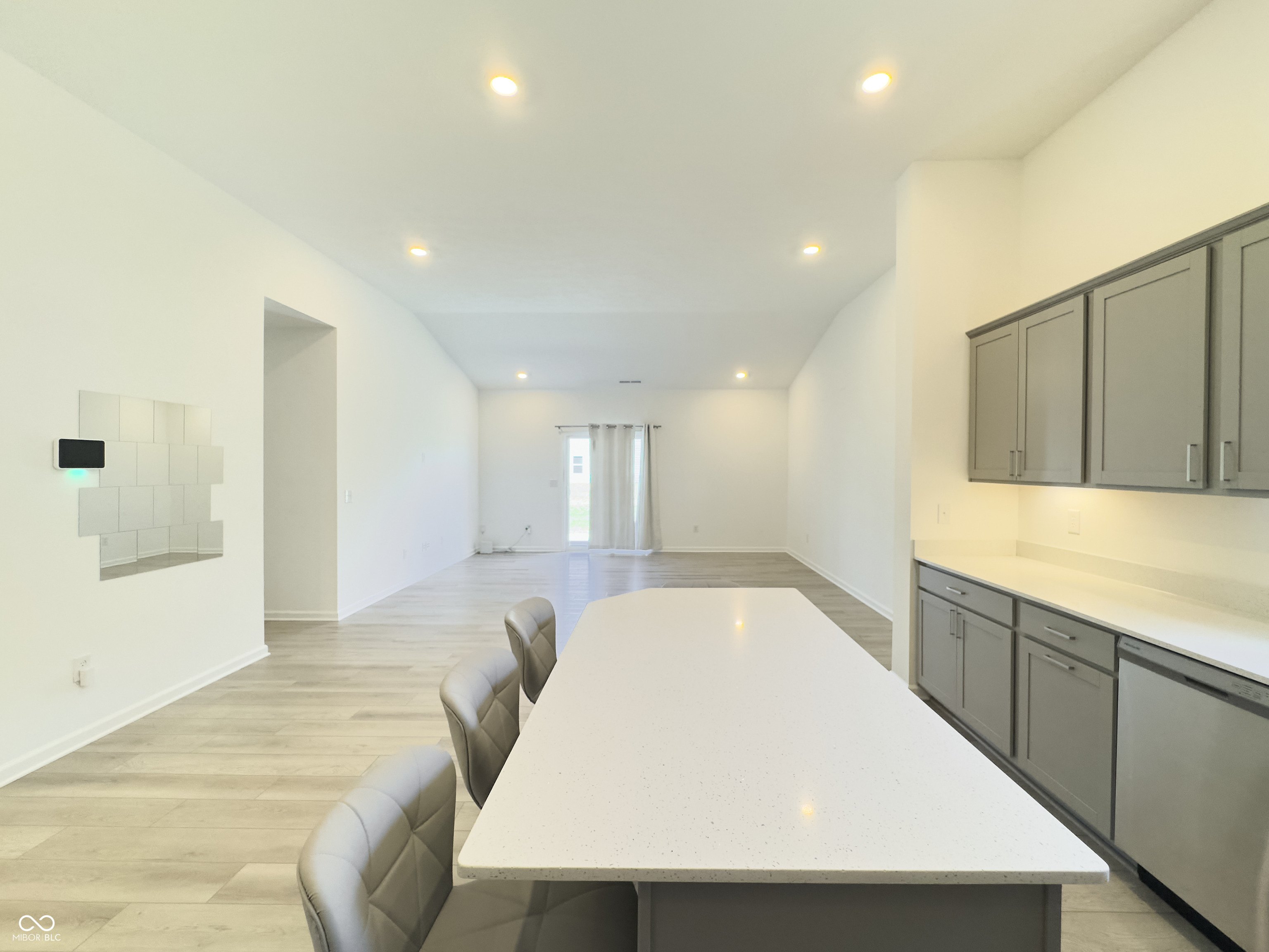 1374 Saguaro Way Greenwood, IN 46143 - Photo 12 of 31