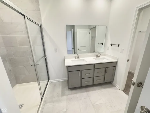 $2,000 | 1374 Saguaro Way, Greenwood, IN 46143