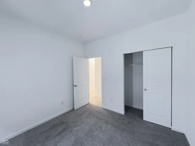 $2,000 | 1374 Saguaro Way, Greenwood, IN 46143