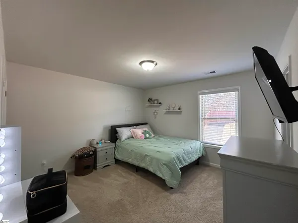 $439,000 | 231 Raleighwood Lane, Simpsonville, SC 29681