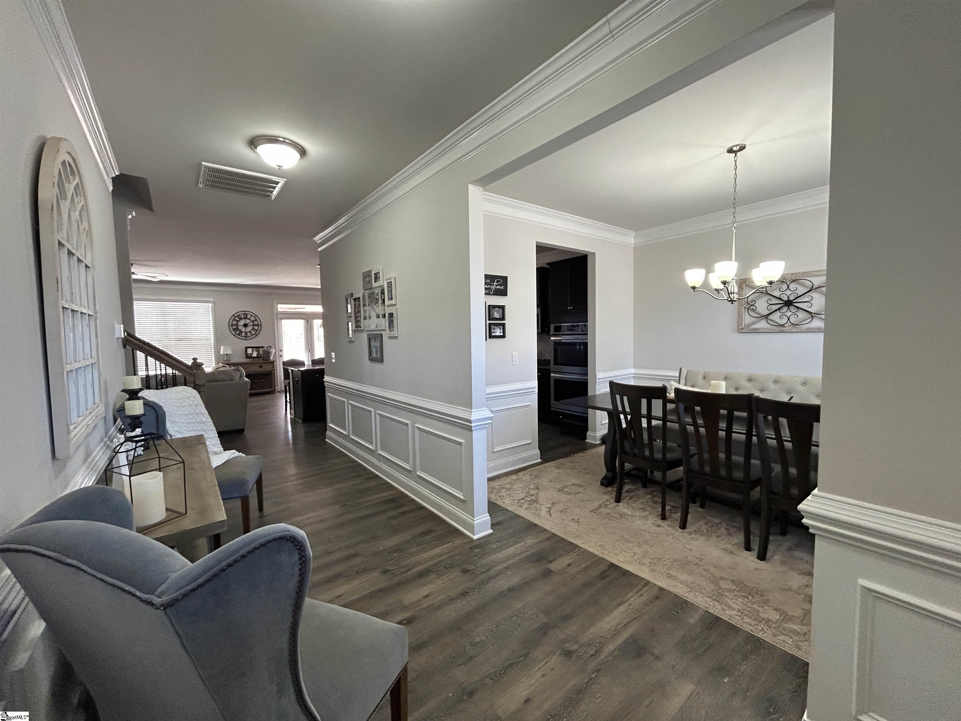 231 Raleighwood Lane Simpsonville, SC 29681 - Photo 2 of 43