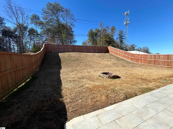 $439,000 | 231 Raleighwood Lane, Simpsonville, SC 29681