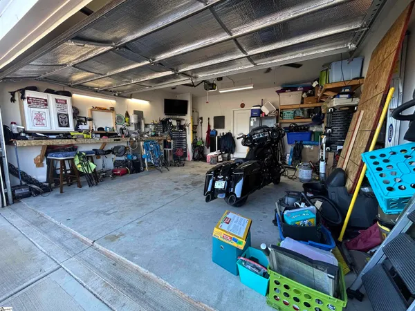 $439,000 | 231 Raleighwood Lane, Simpsonville, SC 29681