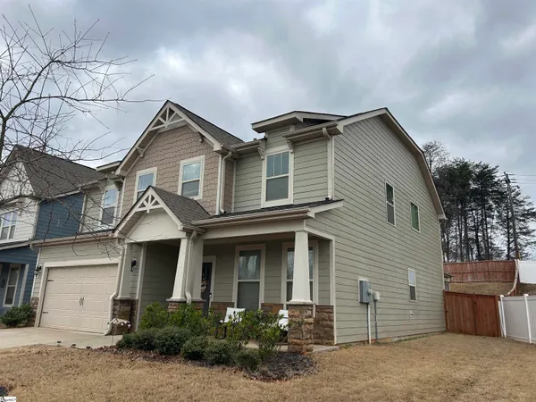 $439,000 | 231 Raleighwood Lane, Simpsonville, SC 29681