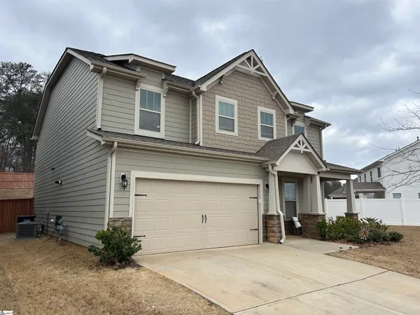 $439,000 | 231 Raleighwood Lane, Simpsonville, SC 29681