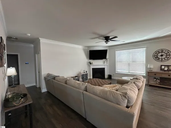 $439,000 | 231 Raleighwood Lane, Simpsonville, SC 29681